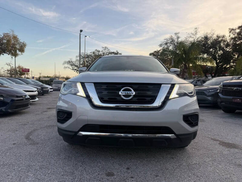 2020 Nissan Pathfinder S