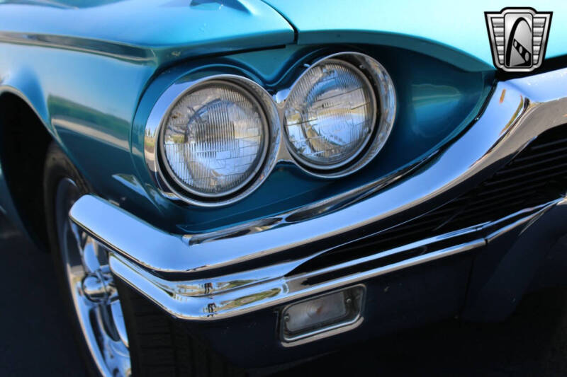 1965 Ford Thunderbird