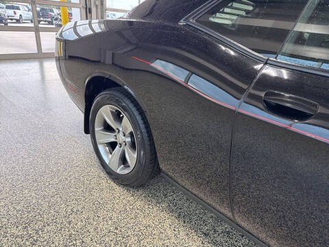 2015 Dodge Challenger SXT