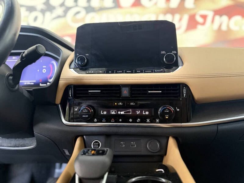 2023 Nissan Rogue Platinum