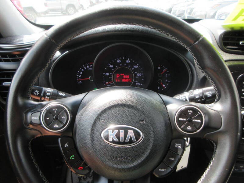 2017 Kia Soul +