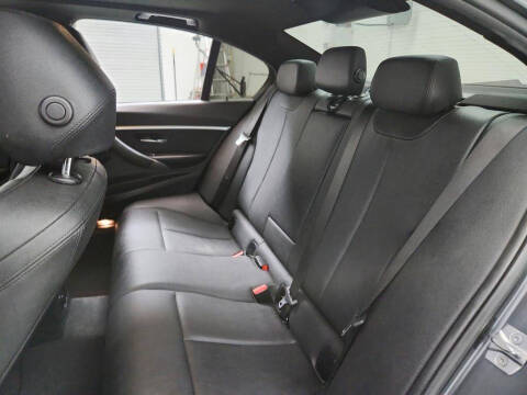 2018 BMW 3 Series 330i