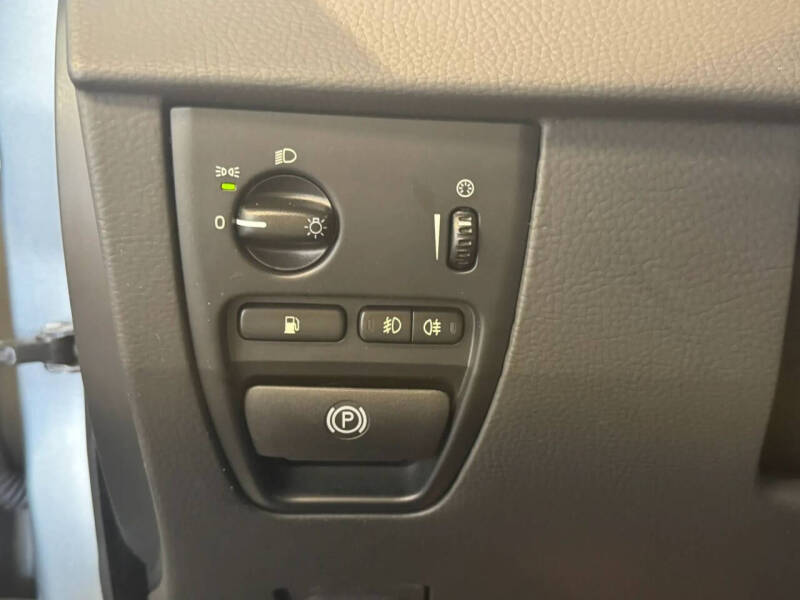 2011 Volvo XC90 3.2