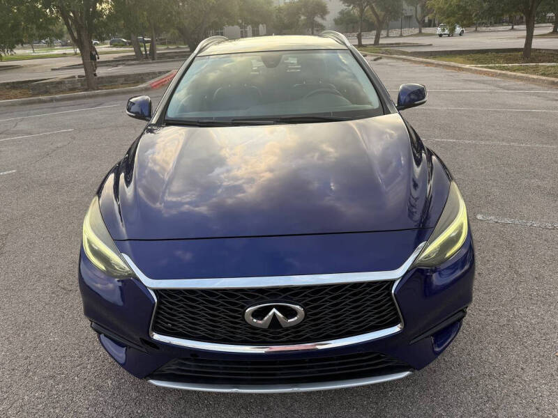 2018 Infiniti QX30 Premium
