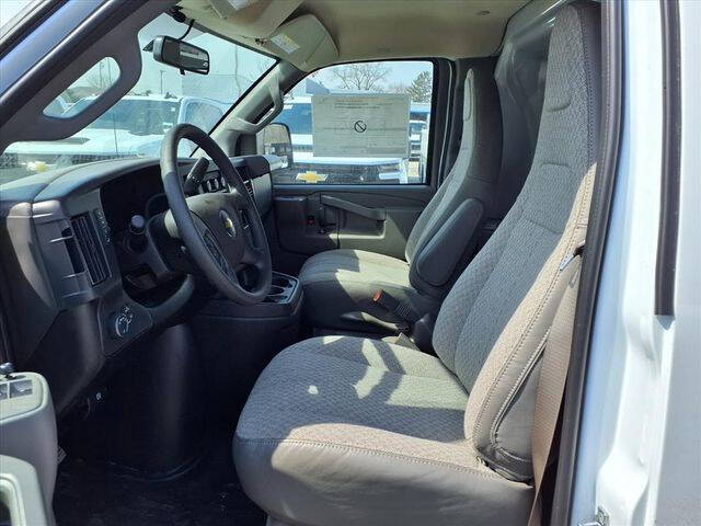 2026 Chevrolet Express 2500