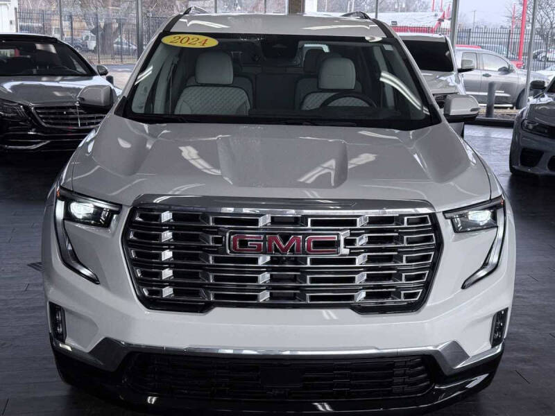 2024 GMC Acadia Denali