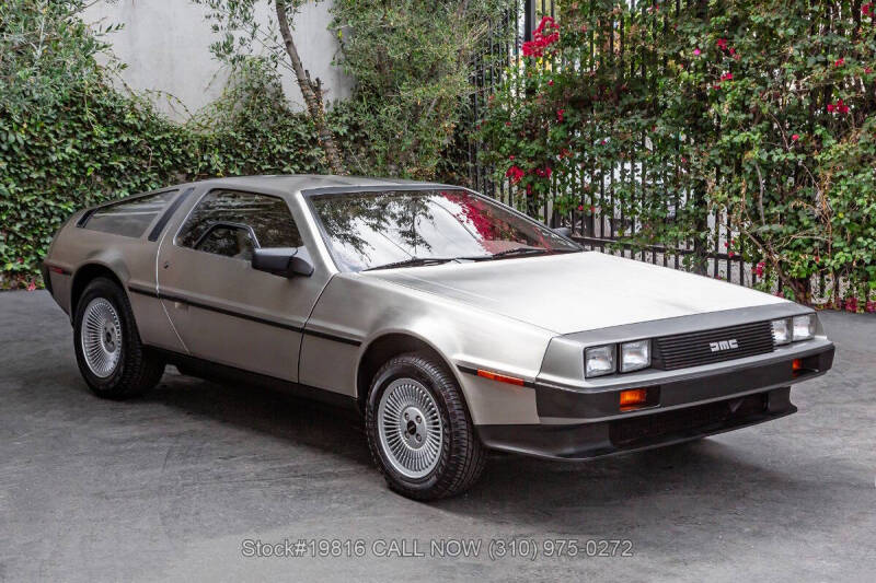 1981 DeLorean DMC-12