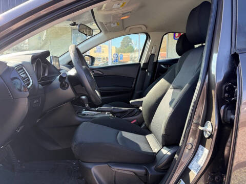 2016 Mazda MAZDA3 i Sport