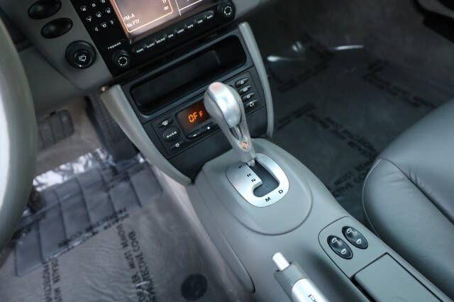 2004 Porsche 911 Carrera 4S