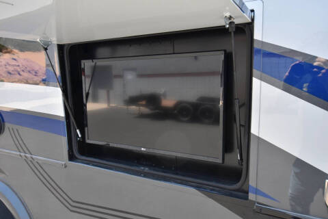 2022 Vanleigh RV Ambition Fifth Wheel