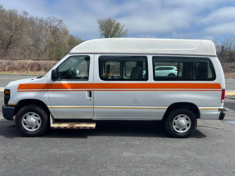 2014 Ford E-Series E-250