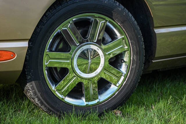 2005 Ford Thunderbird Deluxe