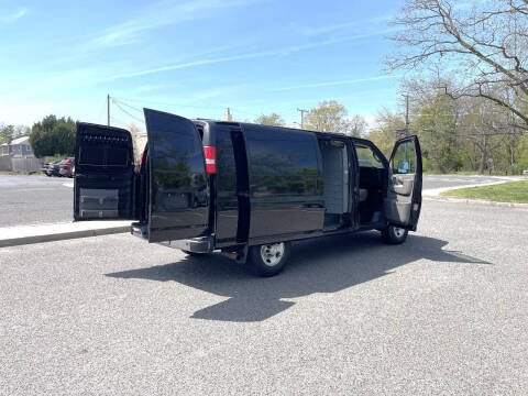 2018 Chevrolet Express 2500