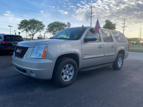 2007 GMC Yukon XL for sale at Automania in Dearborn Heights MI