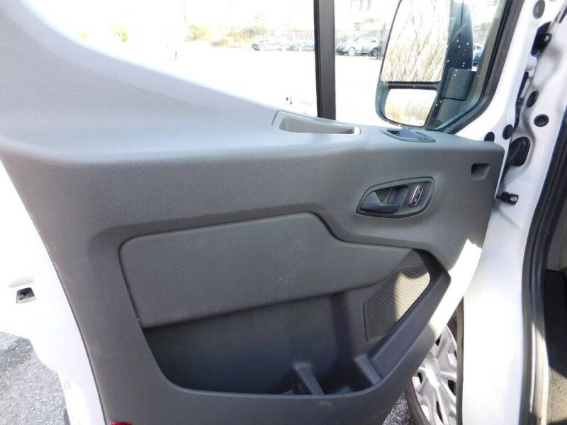 2023 Ford Transit 350 XLT