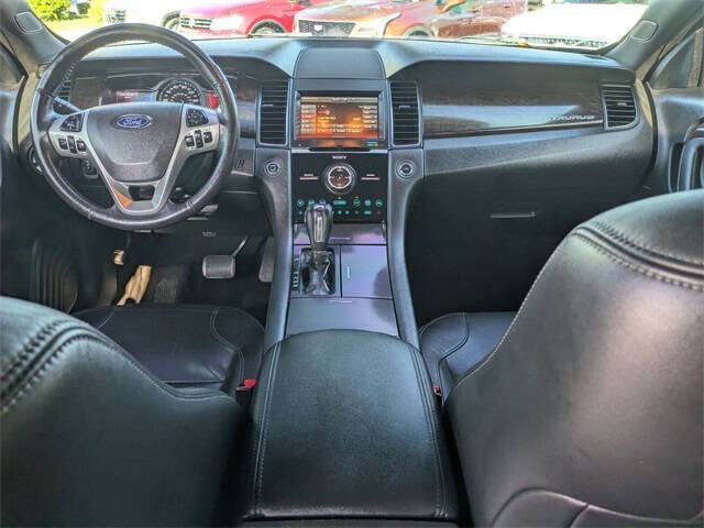 2015 Ford Taurus Limited