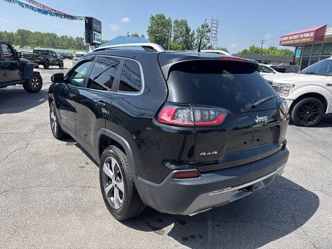 2019 Jeep Cherokee