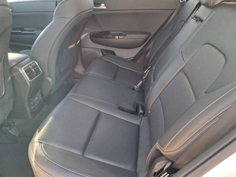 2022 Kia Sportage EX