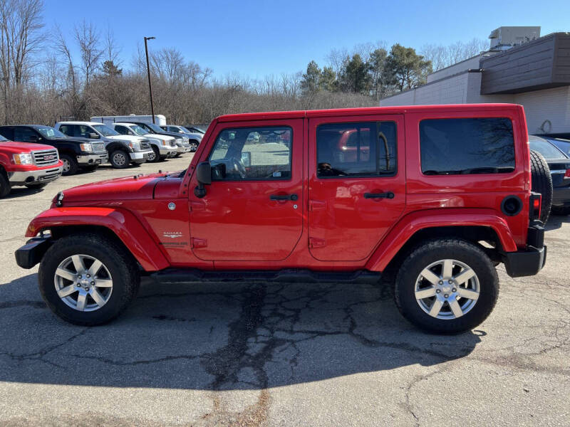 2015 Jeep Wrangler Unlimited for sale at Dean's Auto Sales in Flint MI