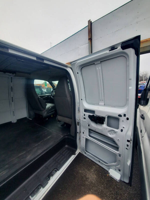 2021 Chevrolet Express 2500