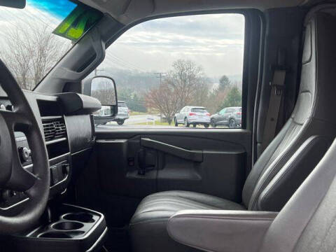 2021 Chevrolet Express 2500