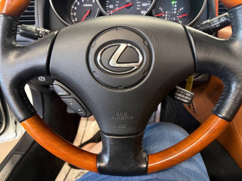 2002 Lexus SC 430