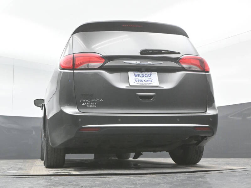 2020 Chrysler Pacifica Touring L Plus