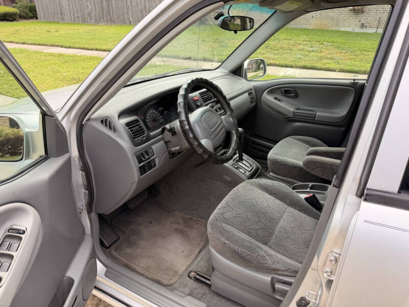 2004 Chevrolet Tracker LT