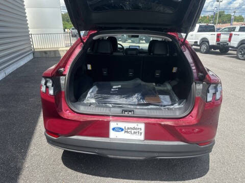 2025 Ford Mustang Mach-E Select