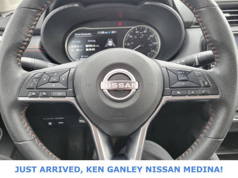 2023 Nissan Versa SR
