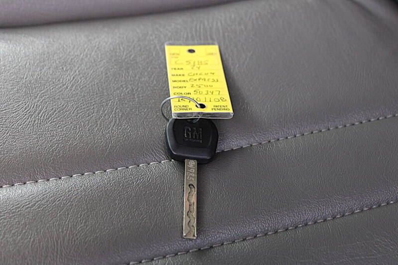 2024 Chevrolet Express 2500