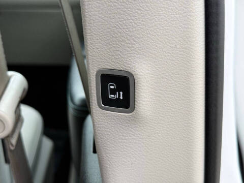 2018 Chrysler Pacifica Hybrid Touring Plus