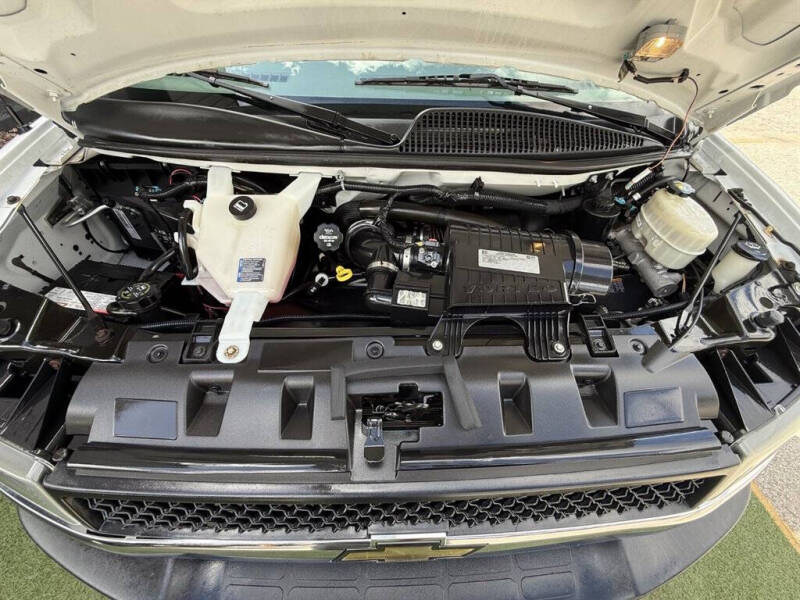 2017 Chevrolet Express LT 3500