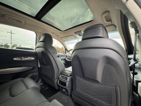 2022 Genesis GV70 2.5T Standard