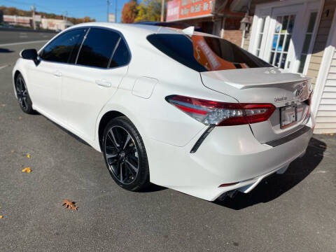 2019 Toyota Camry XSE