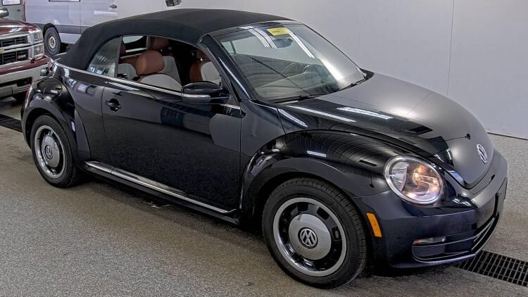 2015 Volkswagen Beetle 1.8T Classic Convertible