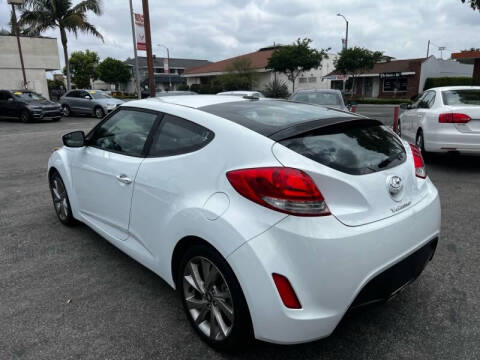 2017 Hyundai Veloster