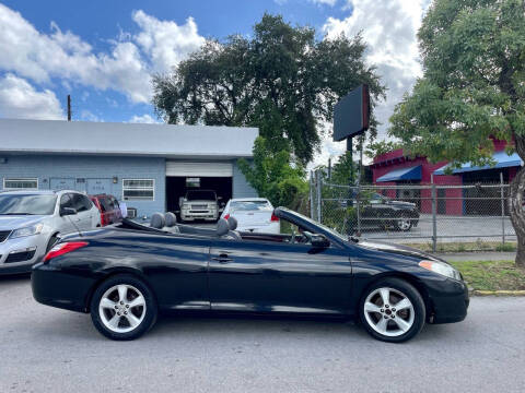 2005 Toyota Camry Solara SLE V6
