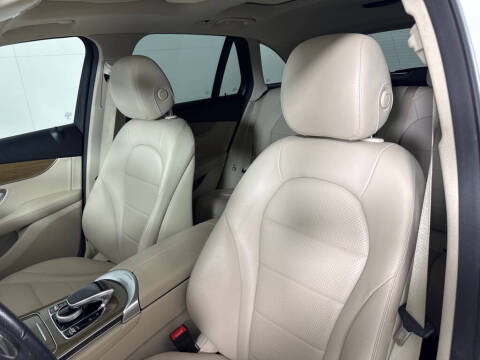 2018 Mercedes-Benz GLC GLC 300