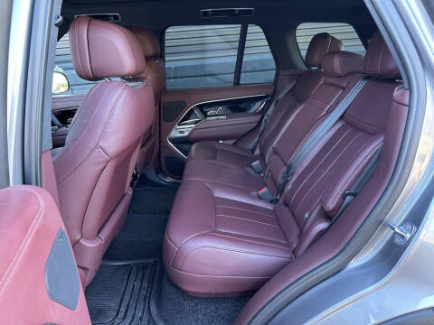 2023 Land Rover Range Rover P530 SE