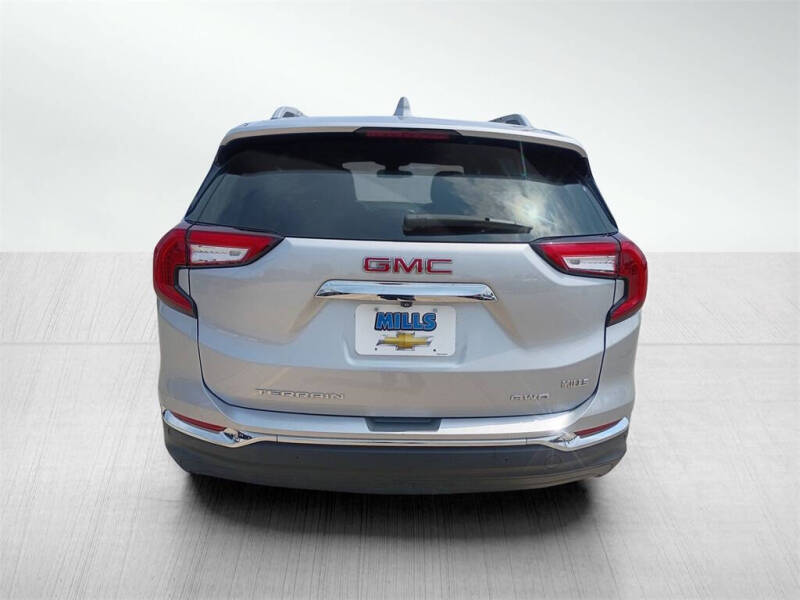 2022 GMC Terrain SLT