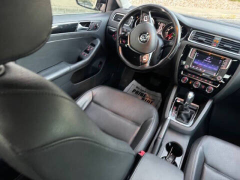 2017 Volkswagen Jetta 1.8T SEL