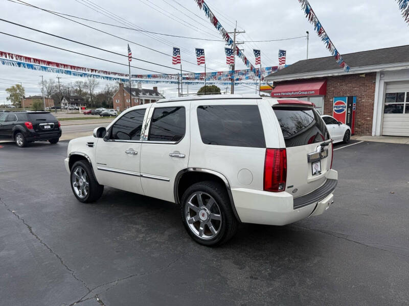 2011 Cadillac Escalade Premium