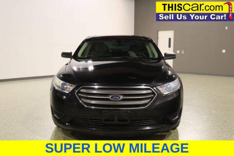 2013 Ford Taurus SE