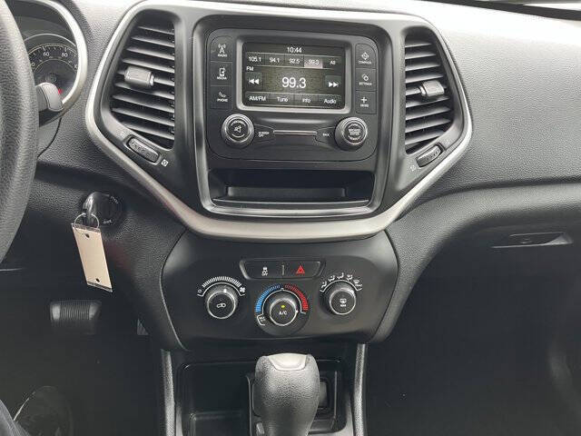 2015 Jeep Cherokee Sport