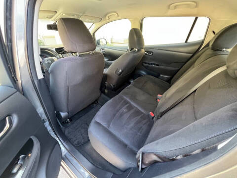 2015 Nissan LEAF S