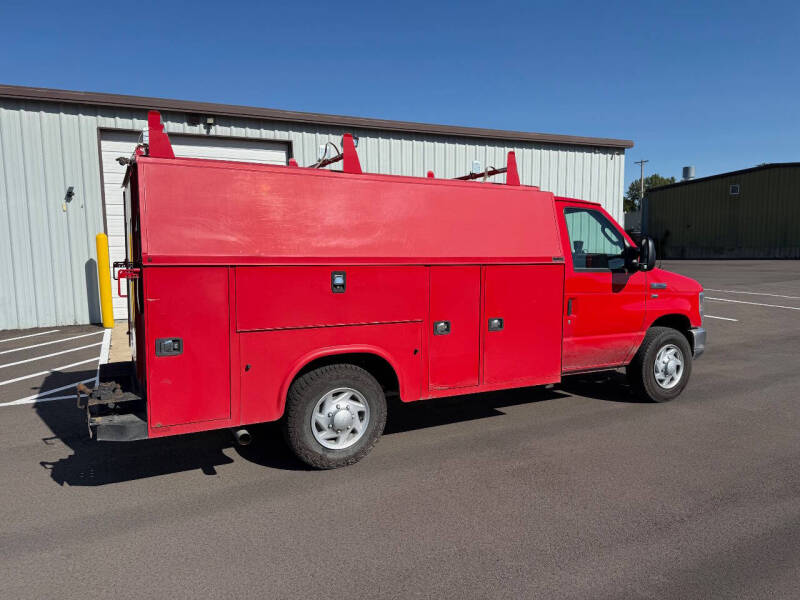 2018 Ford E-Series E-350 SD