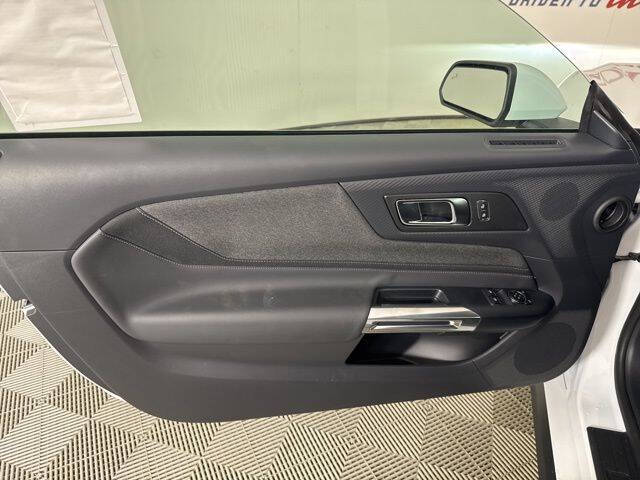 2025 Ford Mustang EcoBoost