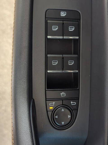 2025 Mazda CX-70 Plug-in Hybrid Premium Plus