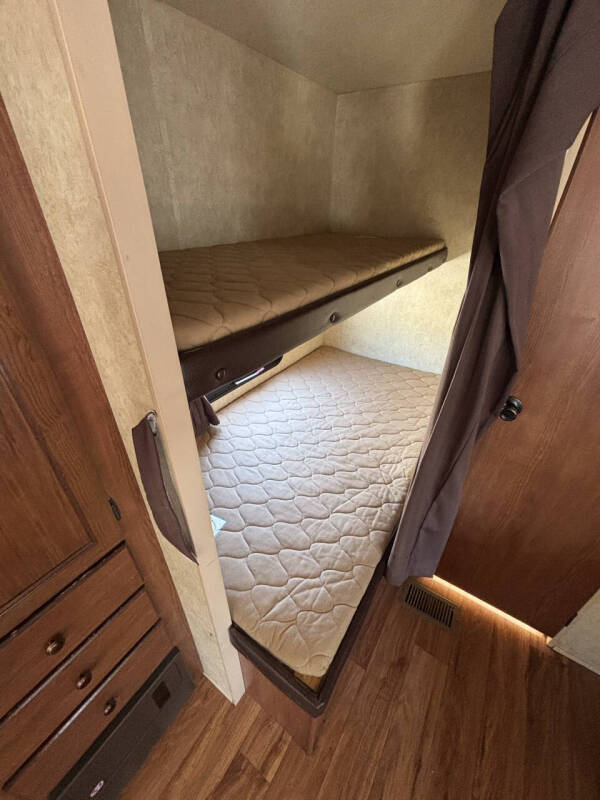 2014 Forest River Salem 27DBUD